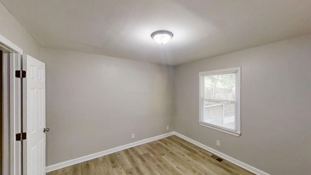 568 McWilliams SE Road, Atlanta, GA 30315