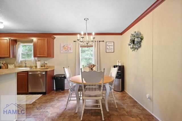 2201 Beechwood Drive, Jesup, GA 31545