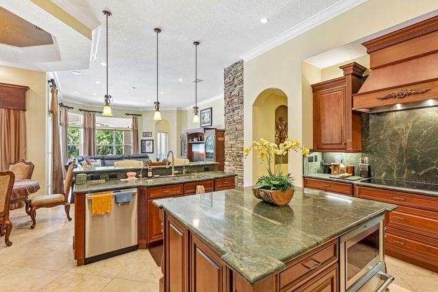 2130 SW 113th Avenue, Davie, FL 33325