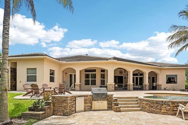 2130 SW 113th Avenue, Davie, FL 33325