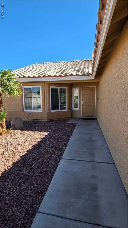 1413 Iris Kelly Avenue, North Las Vegas, NV 89081 — photo 2