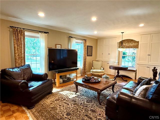 25 Erregger, Dewitt, NY 13224