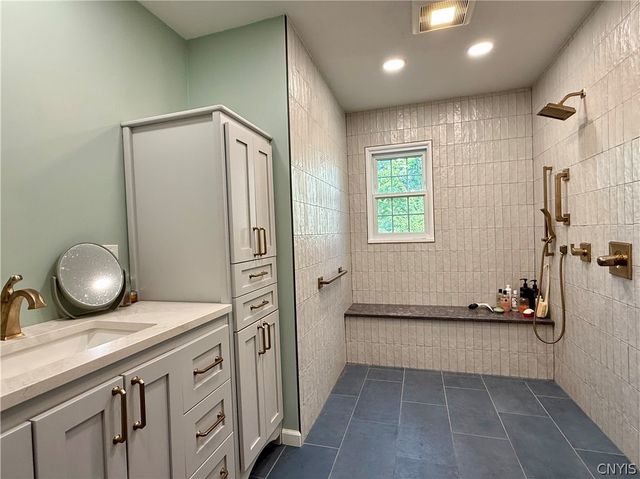 25 Erregger, Dewitt, NY 13224