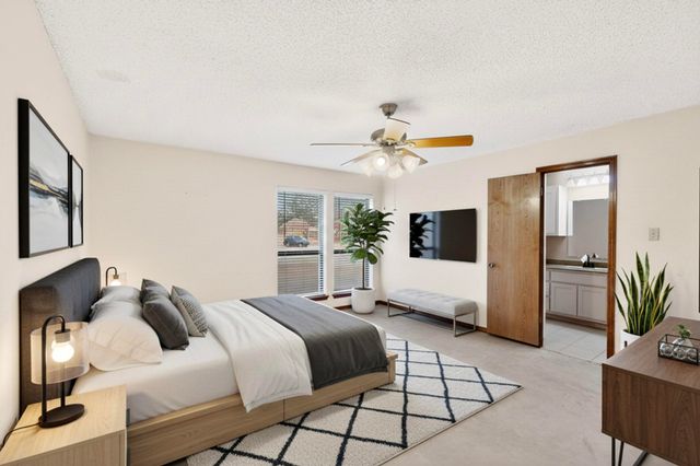 1724 Post Oak Drive, Bedford, TX 76021