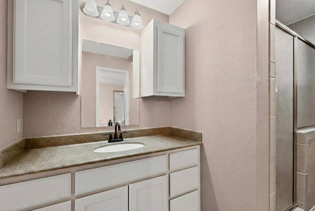 1724 Post Oak Drive, Bedford, TX 76021