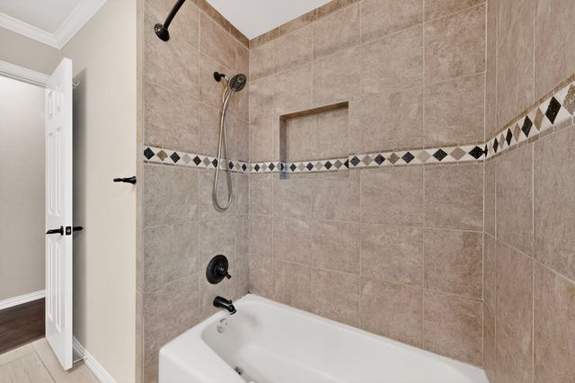 1724 Post Oak Drive, Bedford, TX 76021