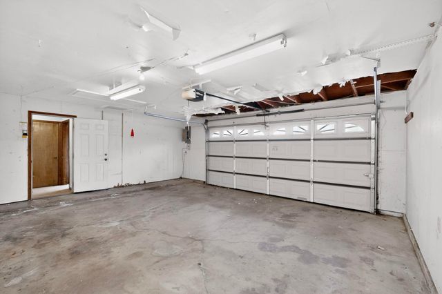 1724 Post Oak Drive, Bedford, TX 76021