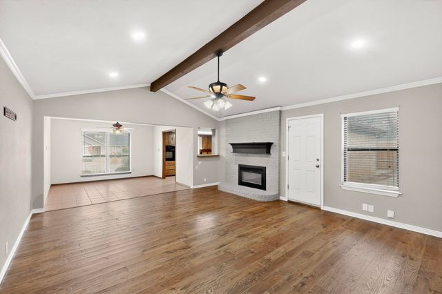 1724 Post Oak Drive, Bedford, TX 76021