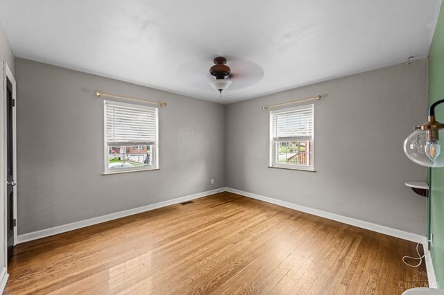 4436 Clifford Rd, Deer Park, OH 45236