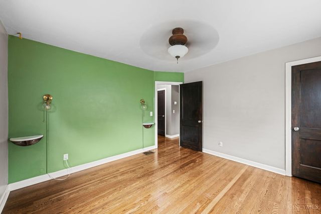 4436 Clifford Rd, Deer Park, OH 45236