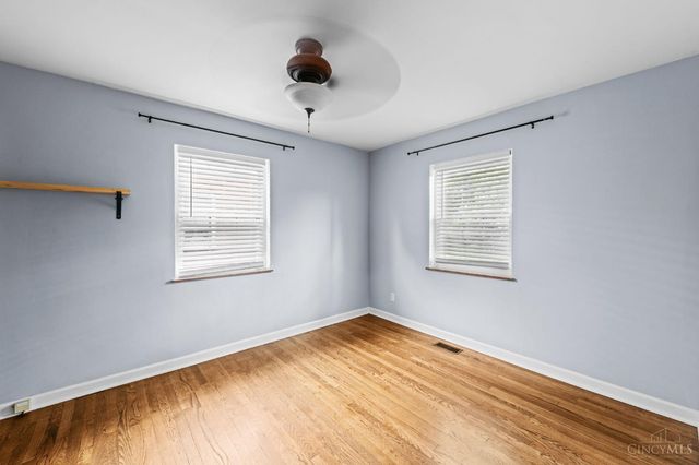4436 Clifford Rd, Deer Park, OH 45236
