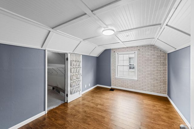 4436 Clifford Rd, Deer Park, OH 45236