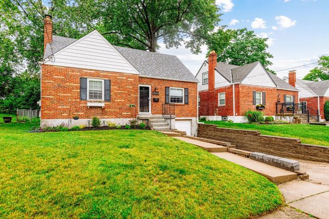 4436 Clifford Rd, Deer Park, OH 45236