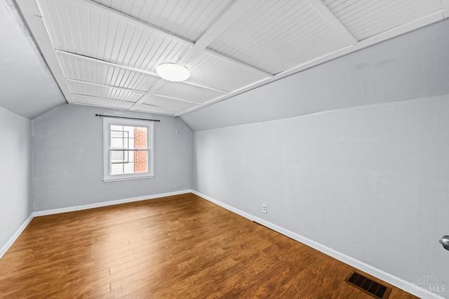 4436 Clifford Rd, Deer Park, OH 45236