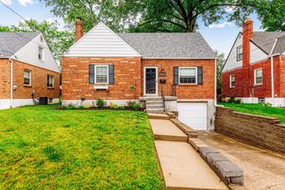 4436 Clifford Rd, Deer Park, OH 45236