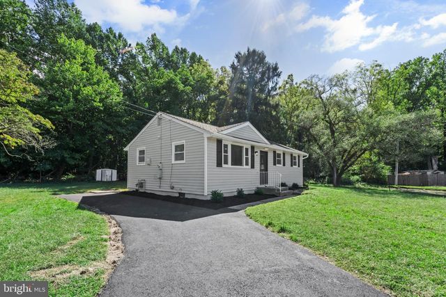 718 ROBERTS AVE, Lindenwold, NJ 08021