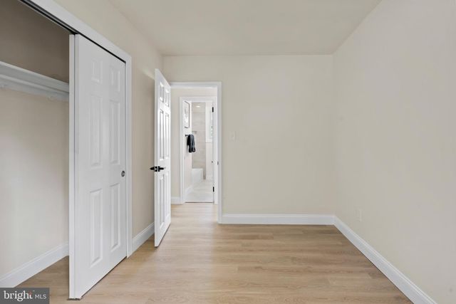718 ROBERTS AVE, Lindenwold, NJ 08021