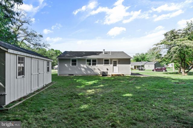 718 ROBERTS AVE, Lindenwold, NJ 08021