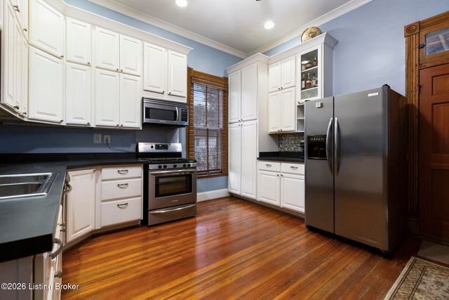 1801 Eastern Pkwy, Louisville, KY 40204