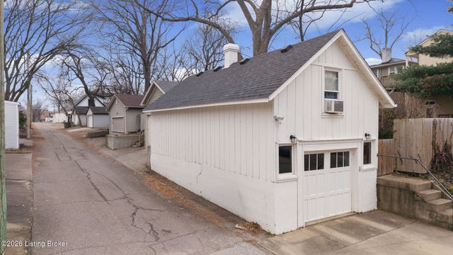 1801 Eastern Pkwy, Louisville, KY 40204