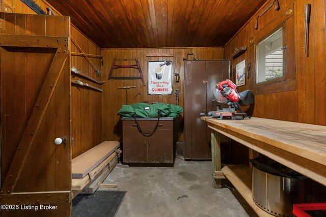 1801 Eastern Pkwy, Louisville, KY 40204