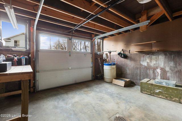 1801 Eastern Pkwy, Louisville, KY 40204