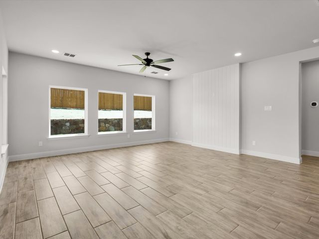 608 Jameson, Springtown, TX 76082