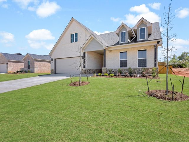 608 Jameson, Springtown, TX 76082