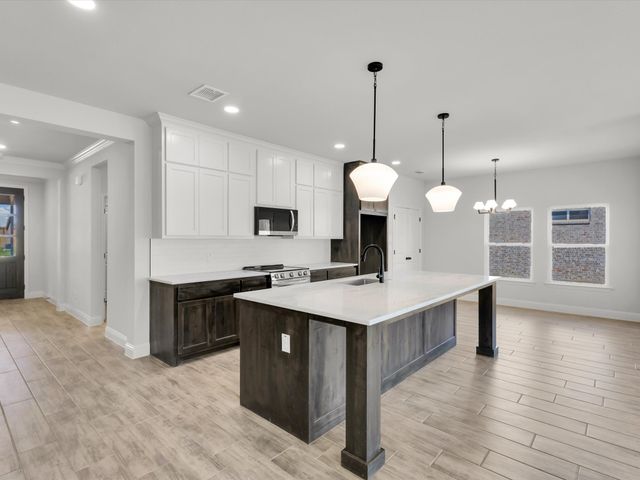608 Jameson, Springtown, TX 76082