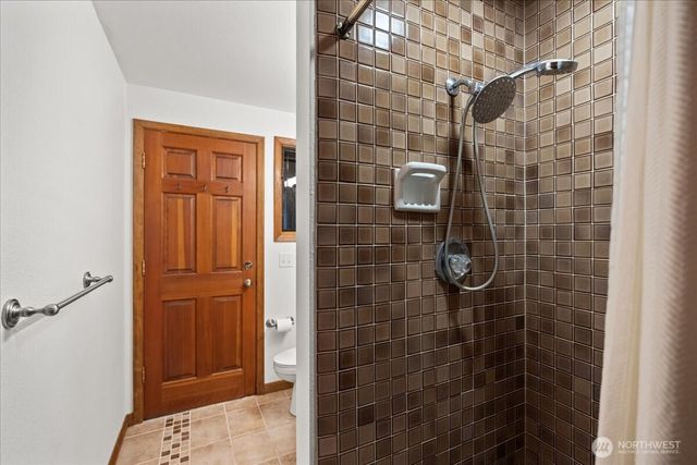 13450 SE 242nd Street, Kent, WA 98042