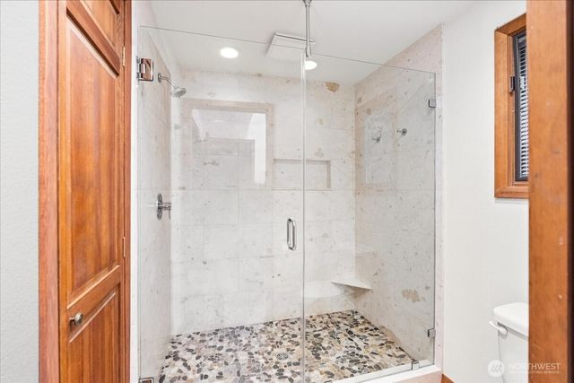 13450 SE 242nd Street, Kent, WA 98042
