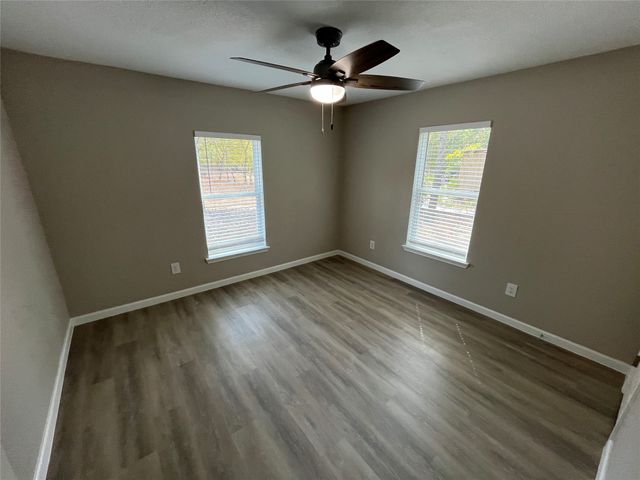 2406 Lolita Drive, Dallas, TX 75227