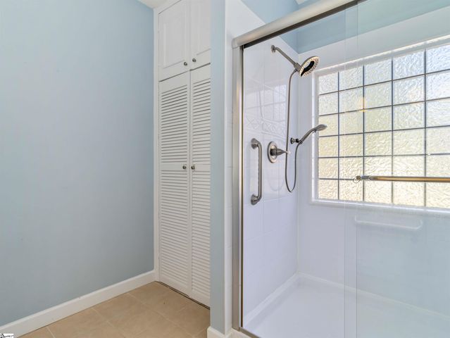 10 Chasie Lane, Greer, SC 29651