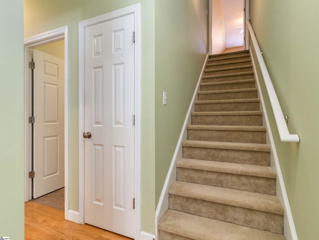 10 Chasie Lane, Greer, SC 29651