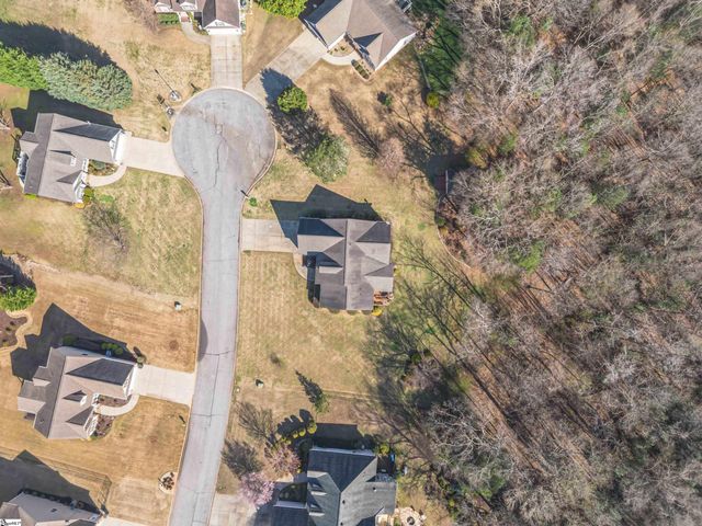 10 Chasie Lane, Greer, SC 29651