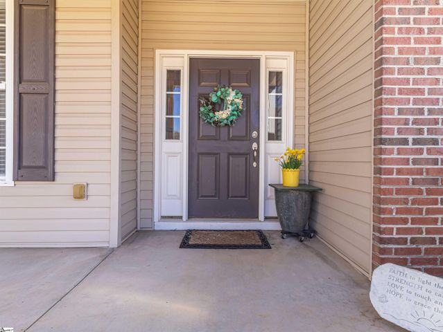 10 Chasie Lane, Greer, SC 29651