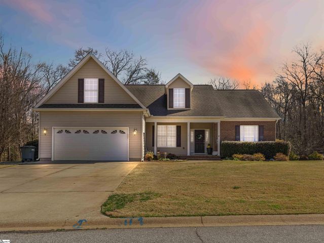 10 Chasie Lane, Greer, SC 29651