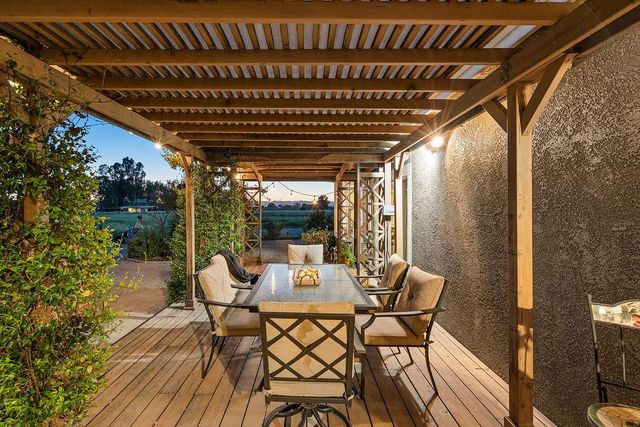 35700 Lasiandra Ln, Davis, CA 95616