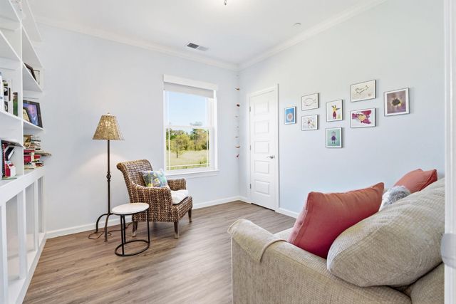 35700 Lasiandra Ln, Davis, CA 95616