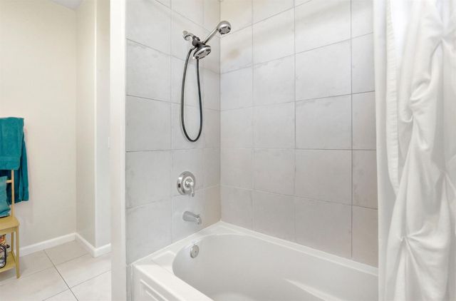 35700 Lasiandra Ln, Davis, CA 95616