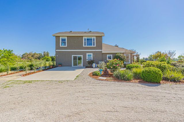 35700 Lasiandra Ln, Davis, CA 95616