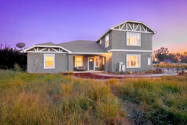 35700 Lasiandra Ln, Davis, CA 95616