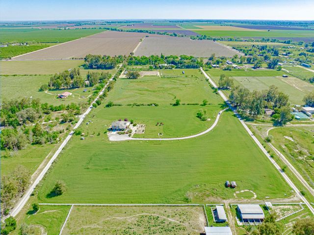 35700 Lasiandra Ln, Davis, CA 95616