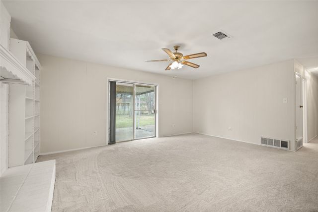 1715 Galahad Lane, Arlington, TX 76014