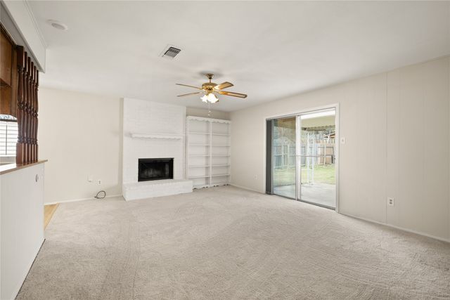 1715 Galahad Lane, Arlington, TX 76014