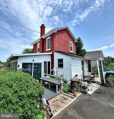 120 E RACE ST, Pottstown, PA 19464