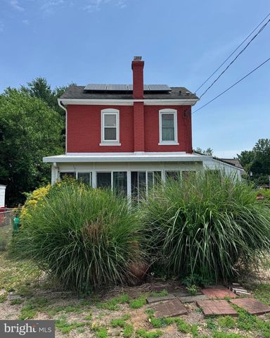 120 E RACE ST, Pottstown, PA 19464