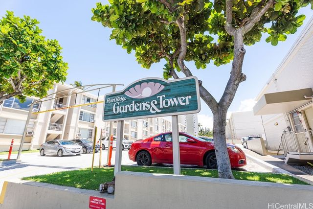 98-1040 Moanalua Road 1-302, Aiea, HI 96701