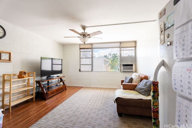 98-1040 Moanalua Road 1-302, Aiea, HI 96701