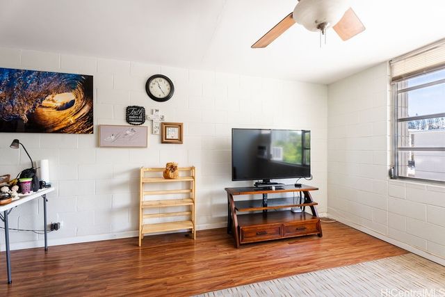 98-1040 Moanalua Road 1-302, Aiea, HI 96701